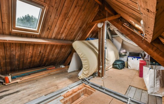 storage on the roof with small window